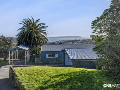 129 Gloaming Hill, Titahi Bay