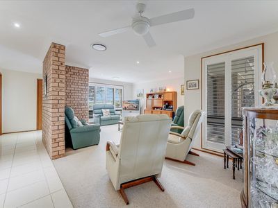 9 Moore Road, Oakdale