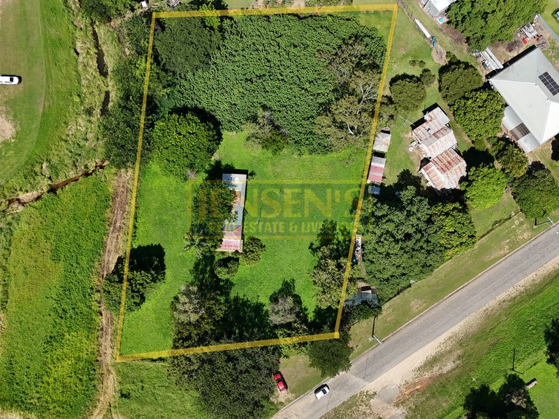 30 Armstrong Road, Queenton