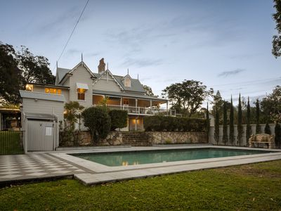 147 Lynne Grove Avenue, Corinda