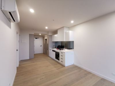 1117 / 864 Blackburn Road, Clayton