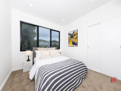 8B Norma Court, Avondale Heights
