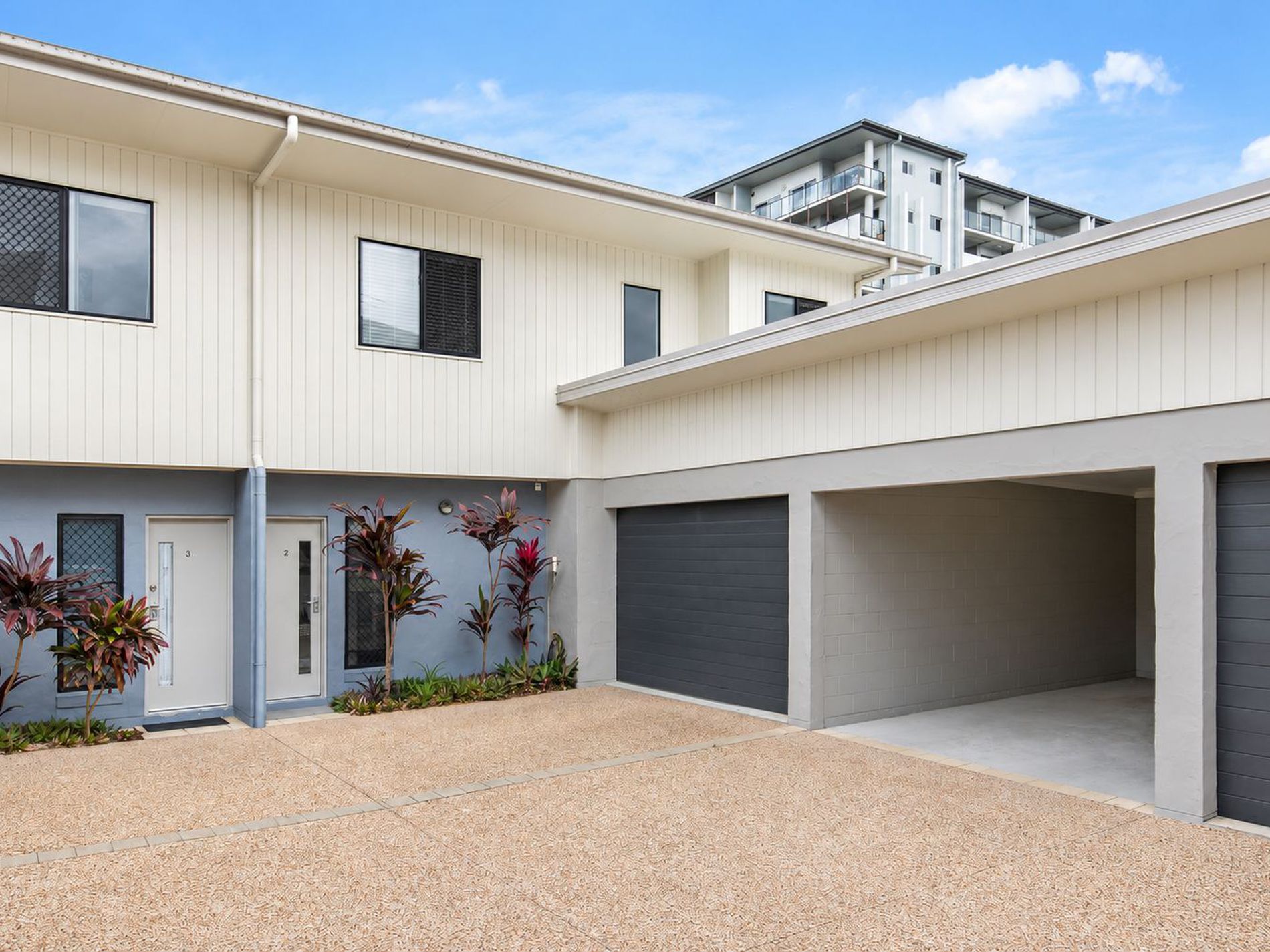 2 / 27 Latham Street, Chermside