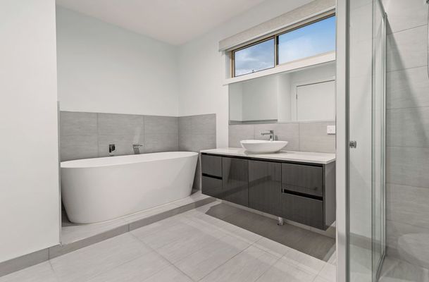 7 Naxos Road, Greenvale
