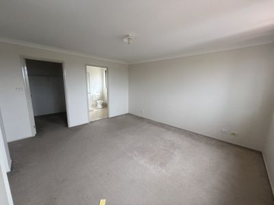 64 Minnamurra Circuit, Prestons