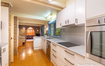 5 Burton Road, Beaconsfield Upper