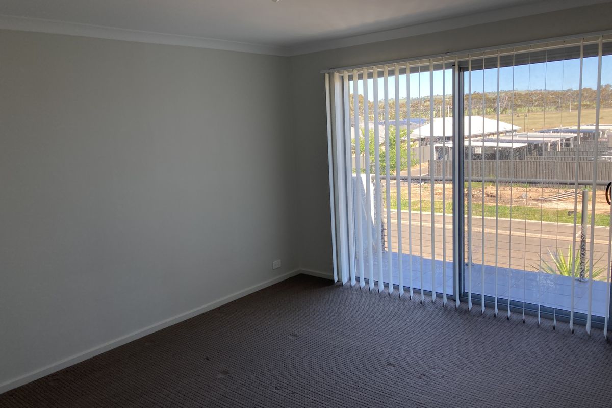 61 Hamilton Boulevard, Evanston Gardens