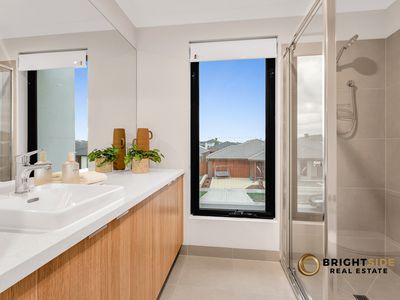 15 Guisard Way, Clyde North