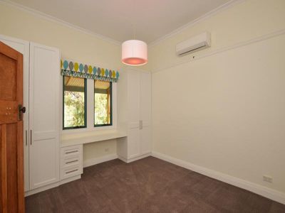 33 Ardagh Avenue, Kalgoorlie