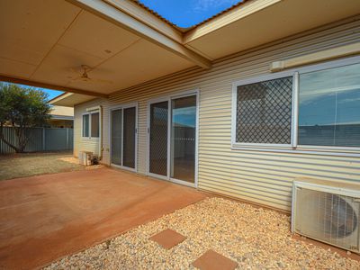 35 Threadfin Loop, South Hedland