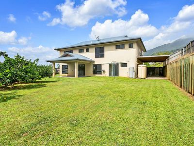 8 Densmore Close, Bentley Park