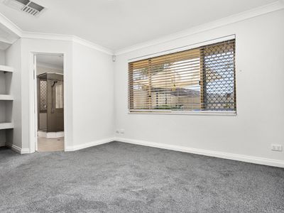 14 Keenan Way, Winthrop
