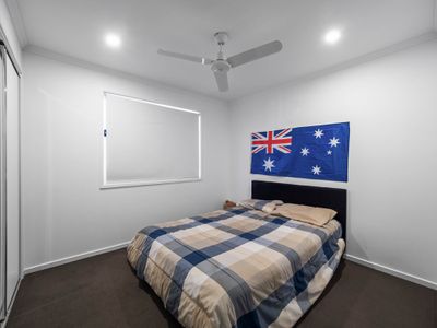 1&2 / 9 Como Place, Waterford West