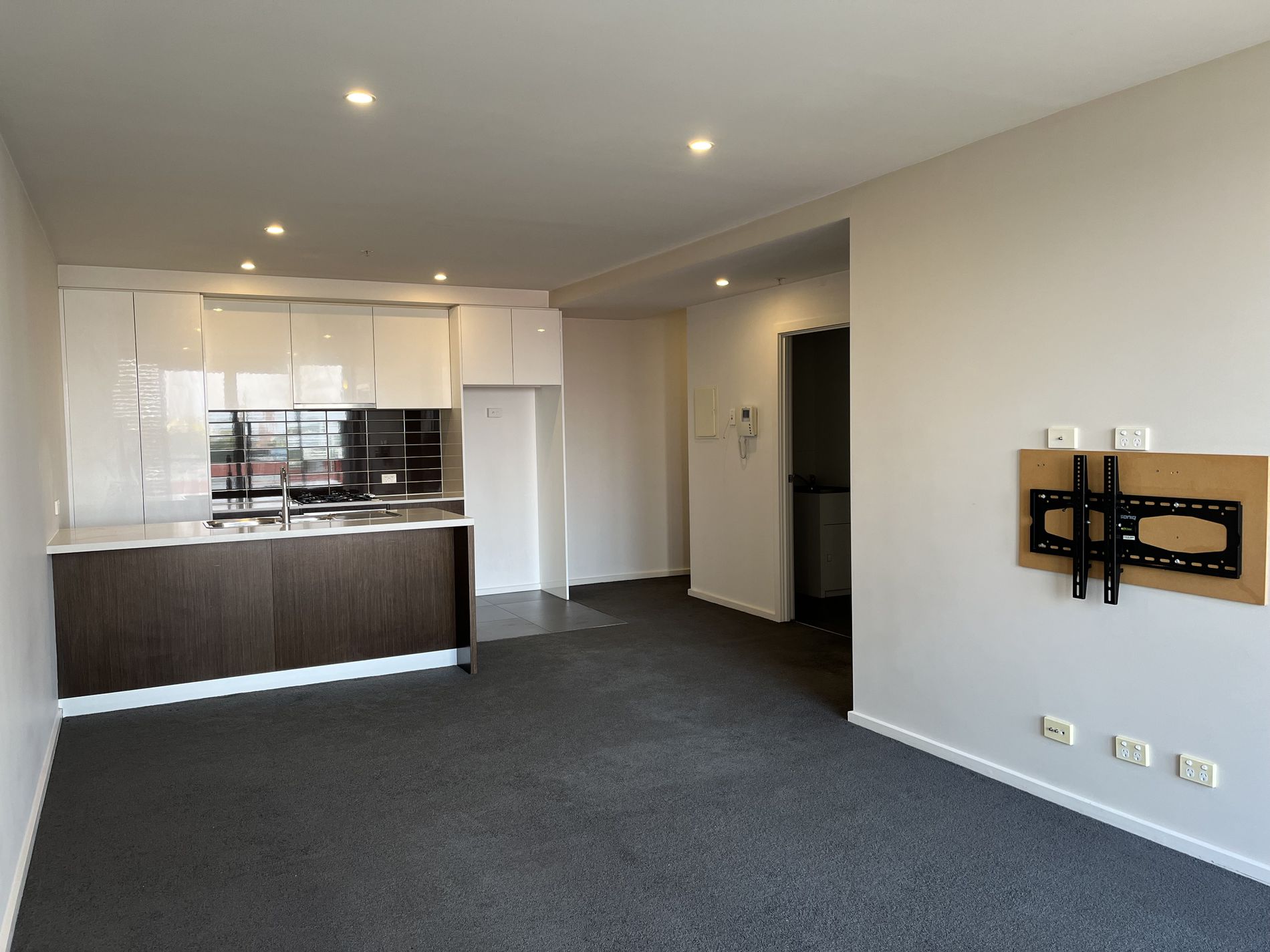 503 / 8 Gheringhap Street, Geelong