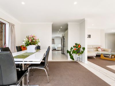13 Onemana Way, Te Atatu Peninsula
