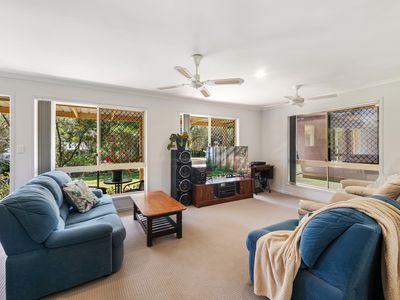 18 Hillside Road, Glass House Mountains