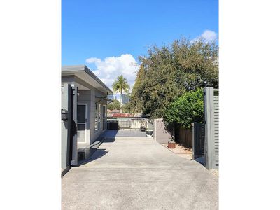 64A Lancaster Avenue, Melrose Park