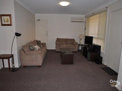 2 / 35 Quinn Street, Dubbo