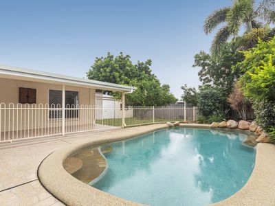 5 Weddel Drive, Annandale