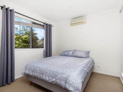 4 / 5 Sovereign Street, Indooroopilly