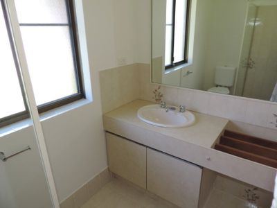 10 Amber Place, Carine