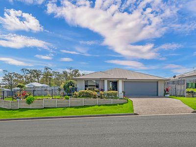 2 Longstaff Crescent, Pimpama