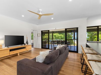 74 Gloucester Avenue, Hideaway Bay