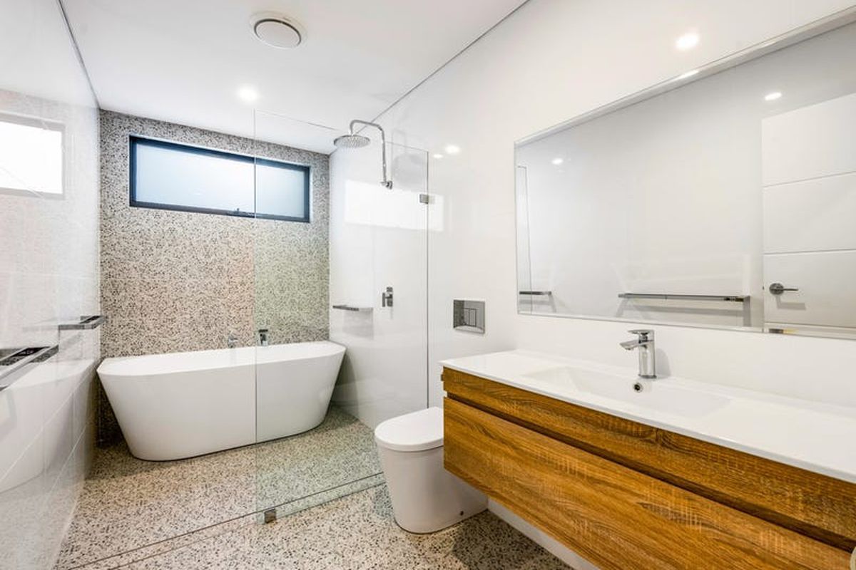 123A Ocean Parade, Blue Bay