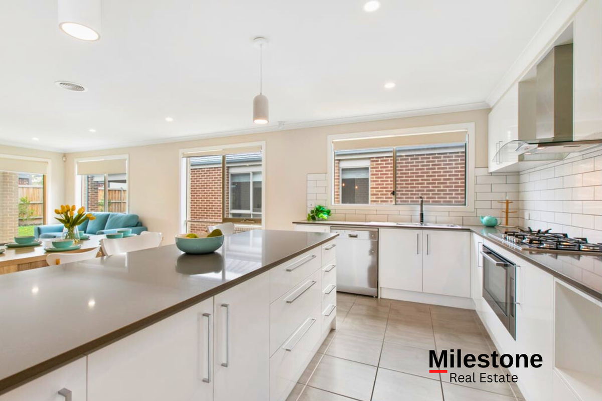 9 Kirkwood Road, Pakenham