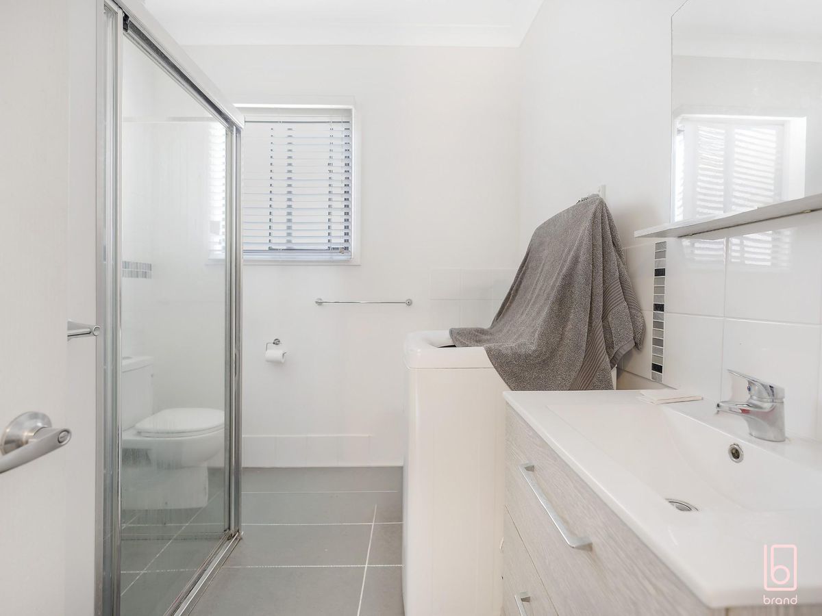 20 & 20a Banksia Street, Canton Beach