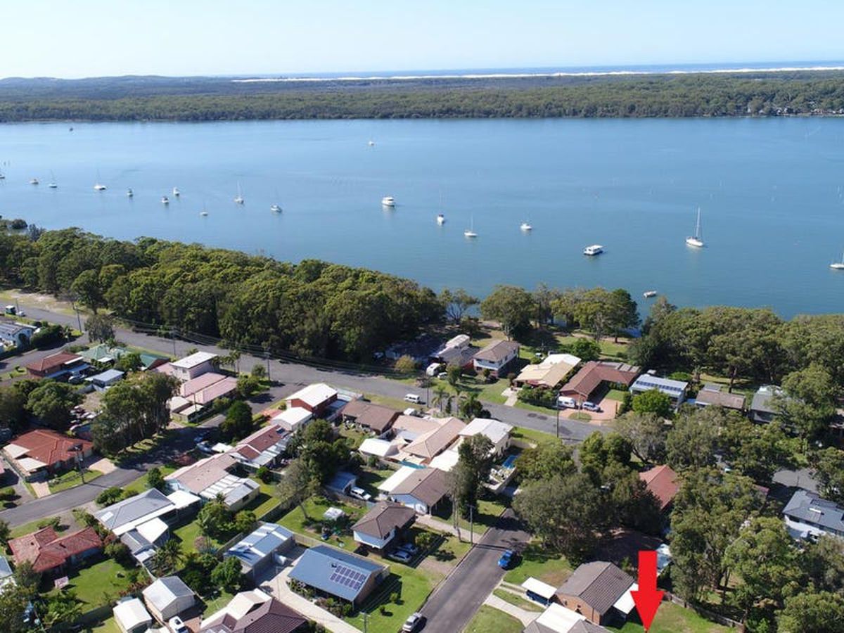 36 Elizabeth Avenue, Lemon Tree Passage, Lemon Tree Passage - Thumbnail 2