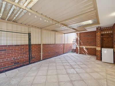 2 / 106 Royal Street, Tuart Hill