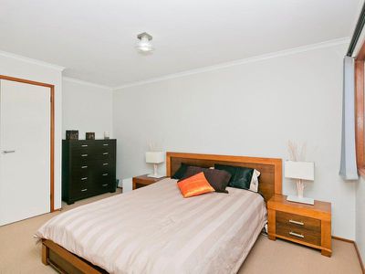 1 / 166 Clive Steele Avenue, Monash