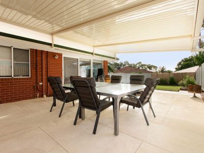 18 Bushlark Rise, Canning Vale
