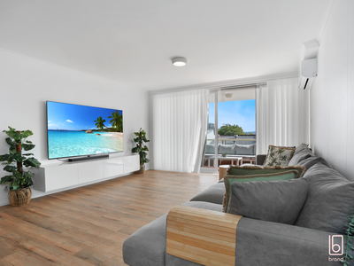 9 / 11-13 Ocean Parade, The Entrance