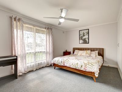 2 Garden Crescent, Murray Bridge