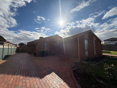 2 Beverley Court, Hoppers Crossing