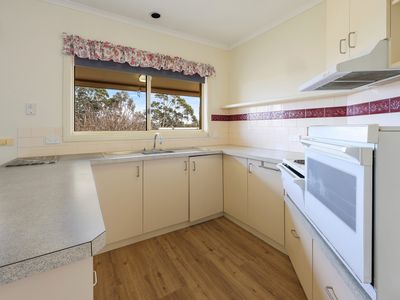 1 Sundale Road, Warrnambool