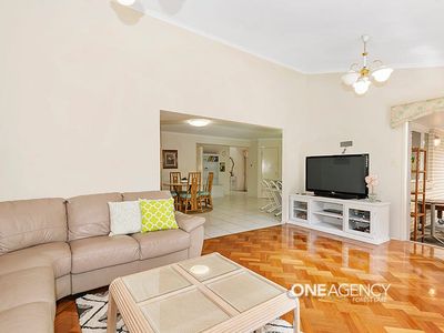 2 Greenstead Way, Forest Lake