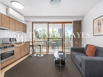 306 / 42 Surf Parade, Broadbeach