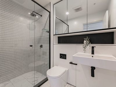 1Bed / 1A Lemon Tree Avenue, Melrose Park