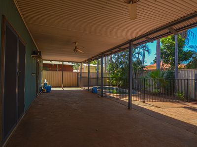 2 Cockatoo Court, South Hedland
