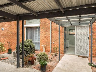 51 Ailsa Street South, Altona Meadows