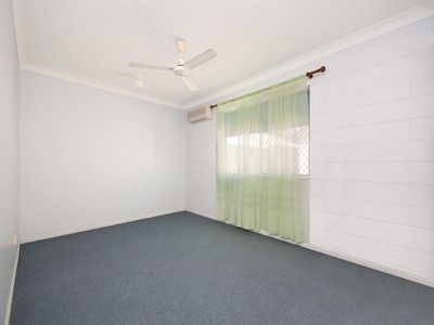 1 / 12 Old Common Road, Belgian Gardens