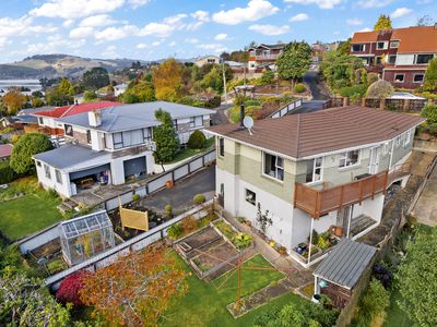 12 Delphic Street, Sawyers Bay