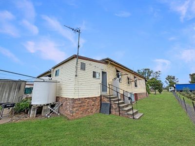 2-4 Breeza Street, Carroll