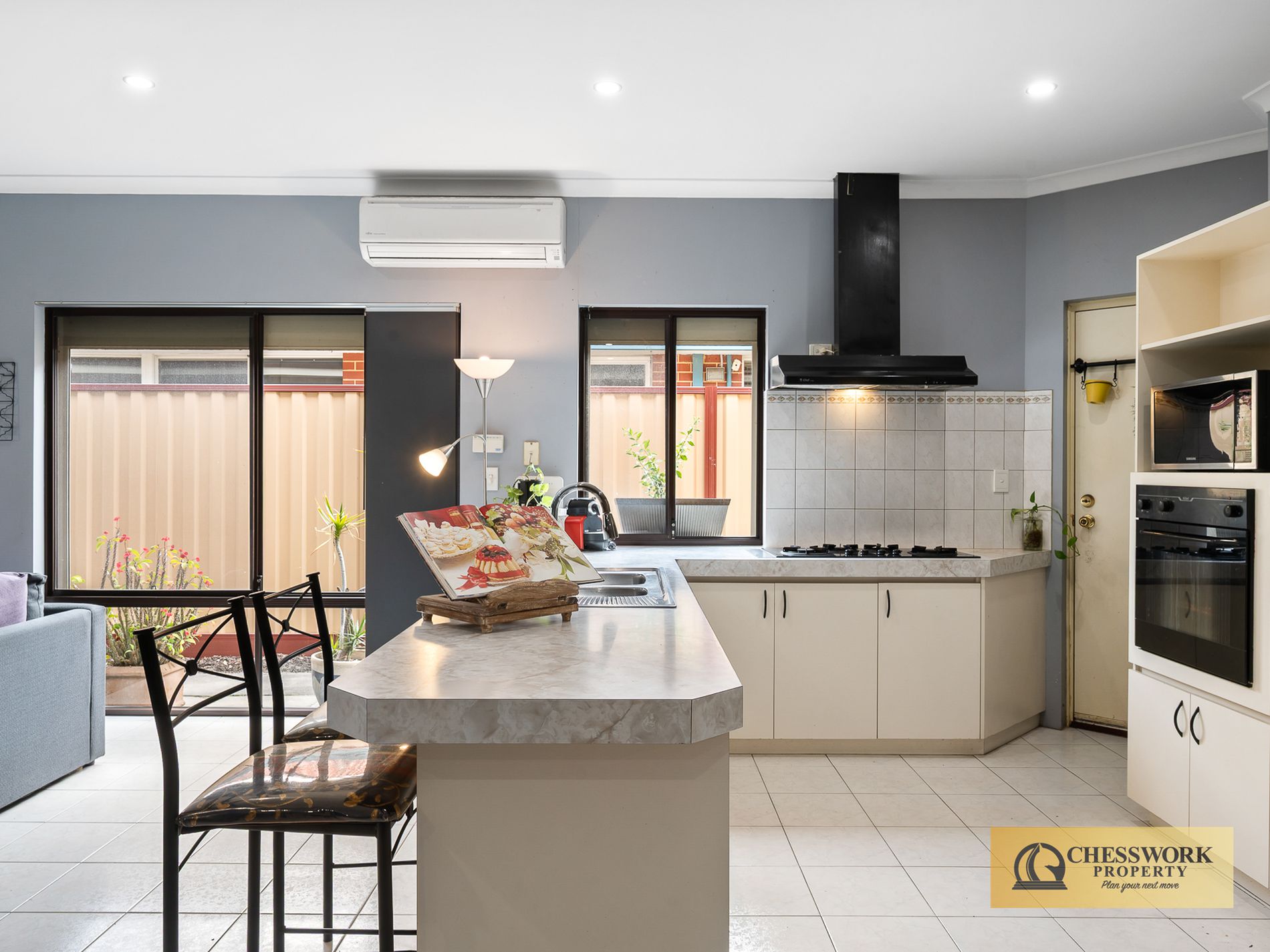 27 Whitchurch Road, Redcliffe