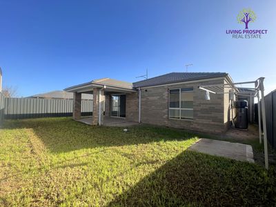 10 Darwinia Way, Cobblebank