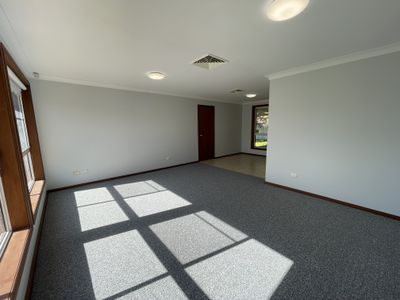 25 Keane Avenue, Dubbo