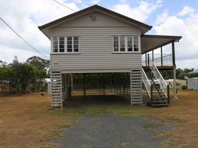 22 Petrel Avenue, River Heads
